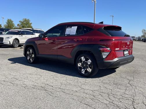 2024 Hyundai KONA SEL