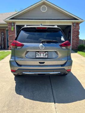 Gun Metallic 2019 Nissan Rogue SL