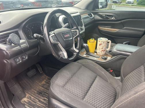 Iridium Metallic 2018 GMC Acadia SLE-2