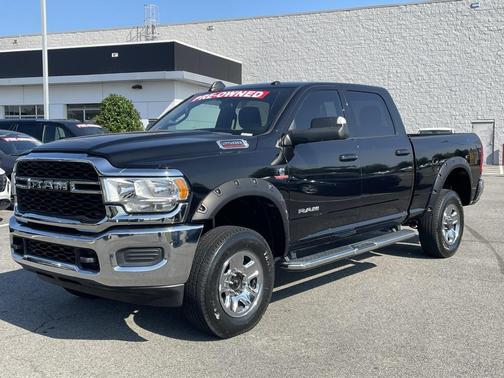 2022 RAM 2500 Big Horn Crew Cab 4x4 6'4' Box