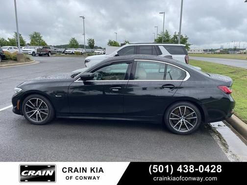 2022 BMW 330e Base