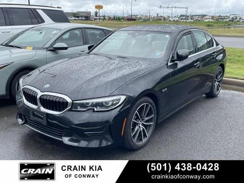 2022 BMW 330e Base