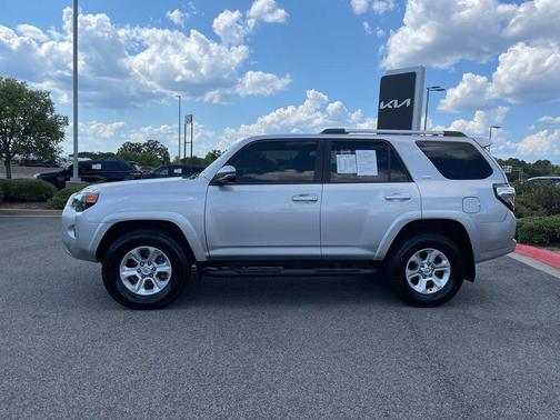 Classic Silver Metallic 2024 Toyota 4Runner SR5 Premium