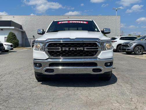 Bright White Clearcoat 2022 RAM 1500 Big Horn/Lone Star