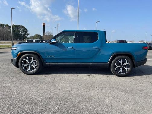 2023 Rivian R1T Adventure