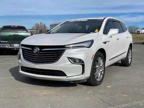 White Frost Tri-Coat 2023 Buick Enclave Premium