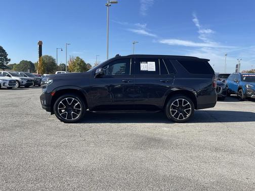 2022 Chevrolet Tahoe 4WD RST