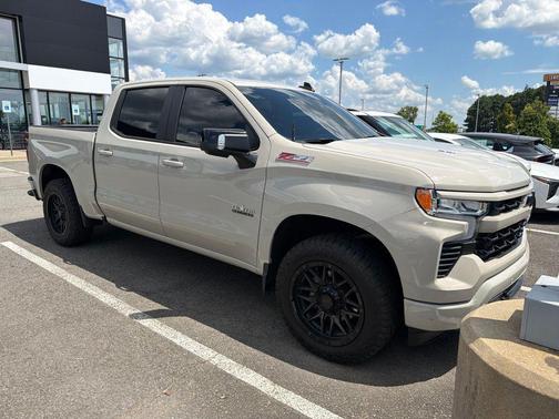 White Sands 2026 Chevrolet Silverado 1500 RST