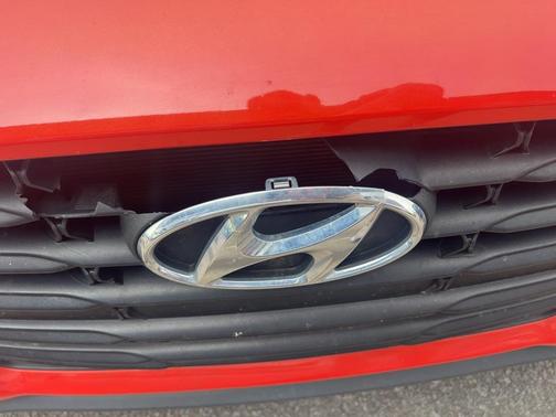 2020 Hyundai Veloster 2