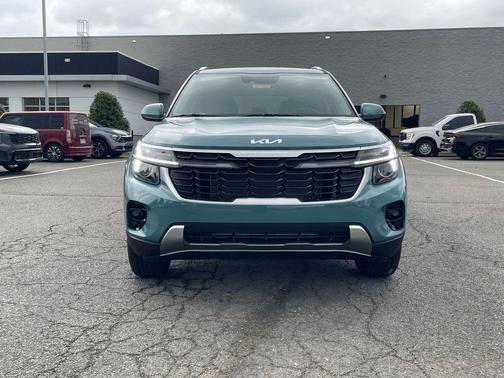 Pluton Blue 2026 Kia Seltos EX