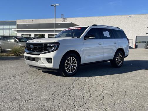 2025 Ford Expedition Platinum