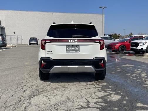 2024 Kia Seltos S