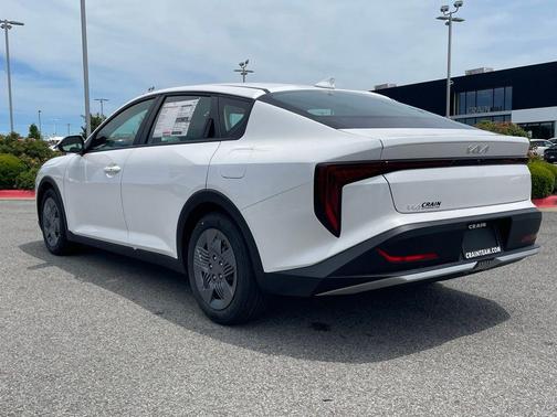 White Pearl 2026 Kia K4 LX