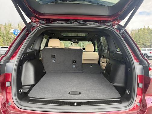 Velvet Red Pearlcoat 2026 Jeep Grand Cherokee Limited