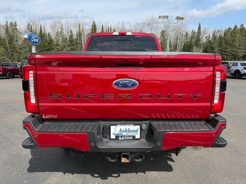 Rapid Red Metallic Tinted Clearcoat 2024 Ford F-250 Lariat