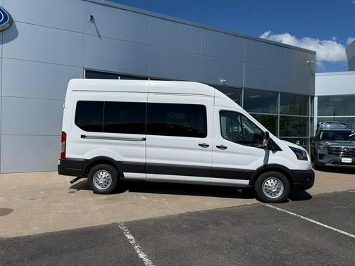 2025 Ford Transit-350 XL