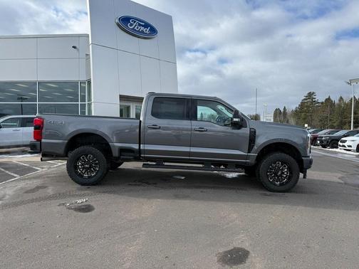 2025 Ford F-350 Lariat Super Duty