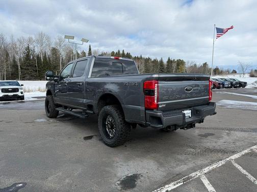 2025 Ford F-350 Lariat Super Duty