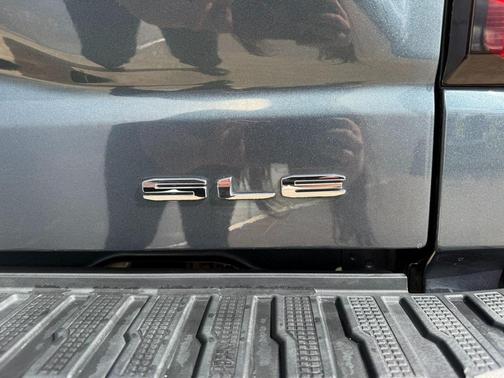 2020 GMC Sierra 1500 SLE