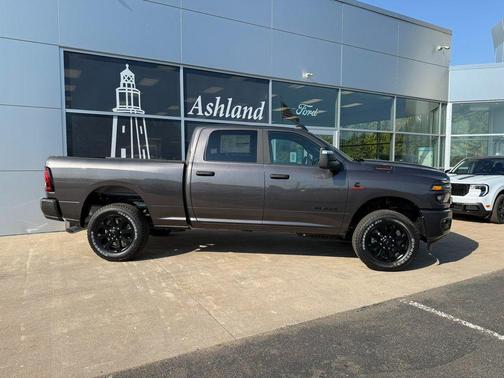 Granite Crystal Clearcoat Metallic 2026 RAM 2500 Big Horn