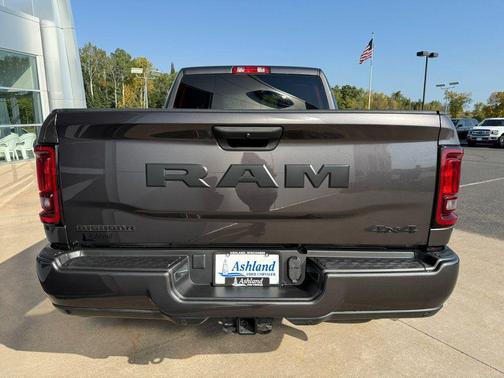 Granite Crystal Clearcoat Metallic 2026 RAM 2500 Big Horn