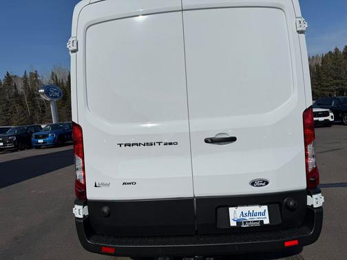 2026 Ford Transit-250 148 WB Medium Roof Cargo