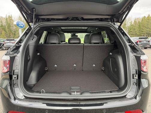 Diamond Black 2026 Jeep Compass Limited