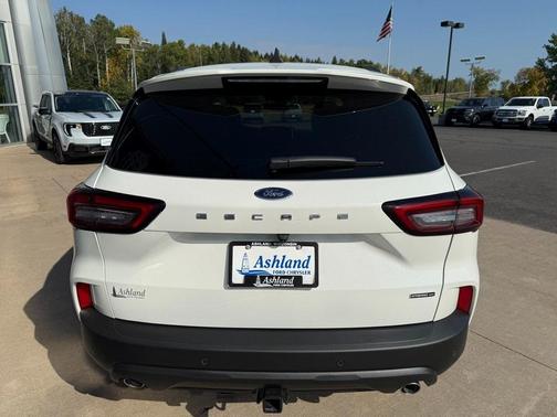 2026 Ford Escape ST-LINE SELECT