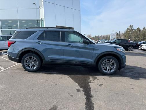 Vapor Blue Metallic 2026 Ford Explorer Active