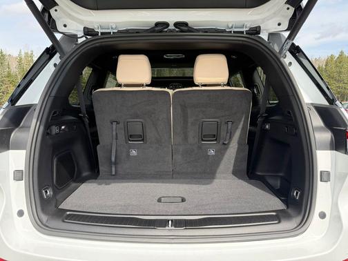 Bright White Clearcoat 2026 Jeep Grand Cherokee L Limited