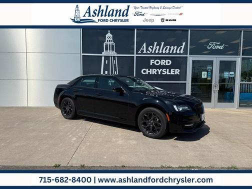 2022 Chrysler 300 Touring L