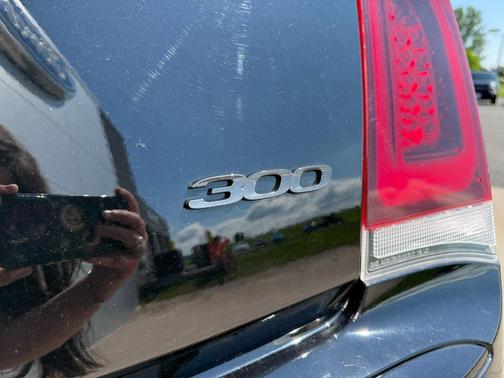 2022 Chrysler 300 Touring L
