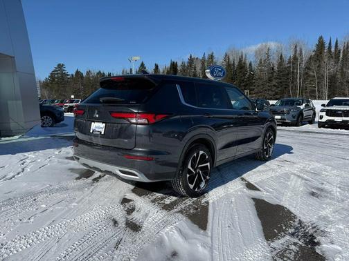 2024 Mitsubishi Outlander 