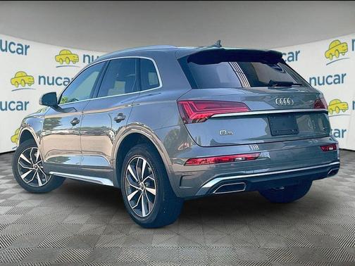 Chronos Gray Metallic 2023 Audi Q5 45 S line quattro Premium