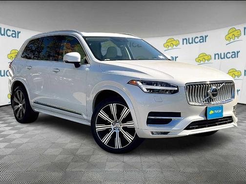 2022 Volvo XC90 T6 Inscription 7 Passenger