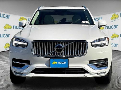 2022 Volvo XC90 T6 Inscription 7 Passenger
