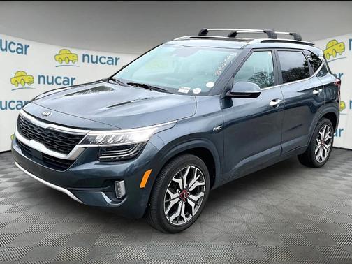 Gray 2021 Kia Seltos SX