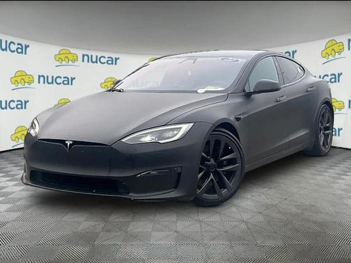 Black 2022 Tesla Model S Base