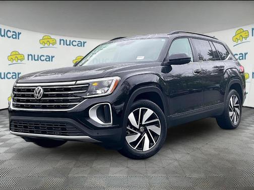Deep Black Pearl Effect 2026 Volkswagen Atlas 2.0T SE w/Technology