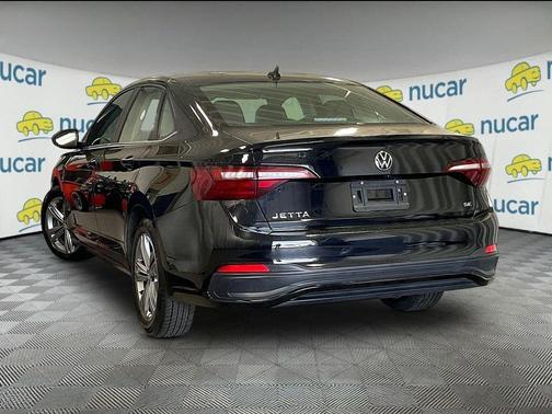 Deep Black Pearl Effect 2024 Volkswagen Jetta 1.5T SE