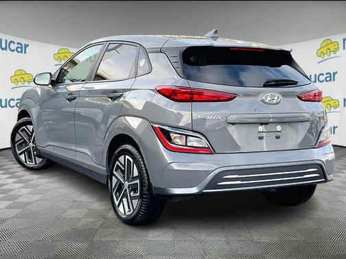2023 Hyundai KONA EV SE