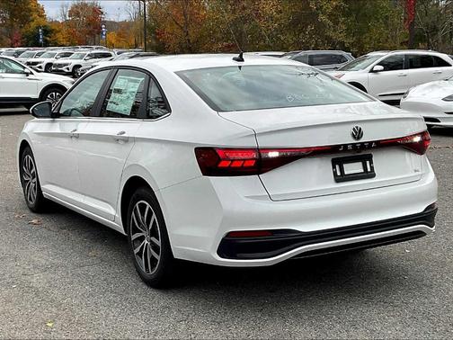 2025 Volkswagen Jetta 1.5T SE
