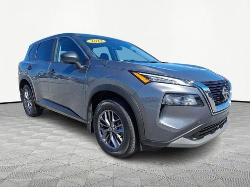 Gun Metallic 2023 Nissan Rogue S