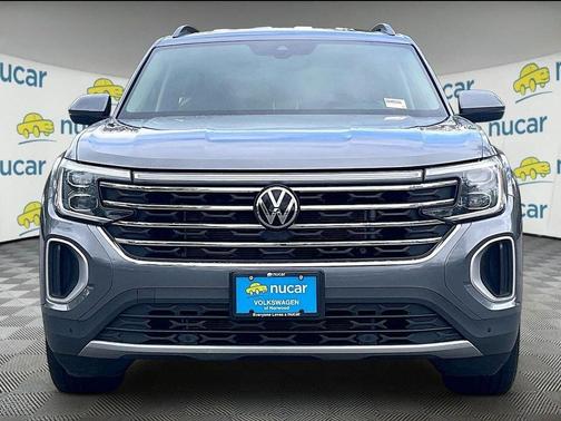 Platinum Gray Metallic 2025 Volkswagen Atlas 2.0T SE