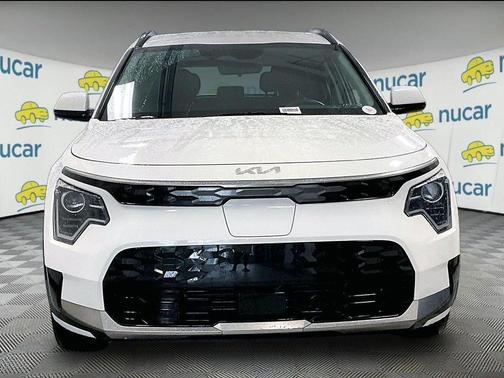 White 2023 Kia Niro EV Wind