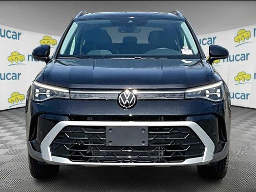 2025 Volkswagen Taos 1.5T SEL