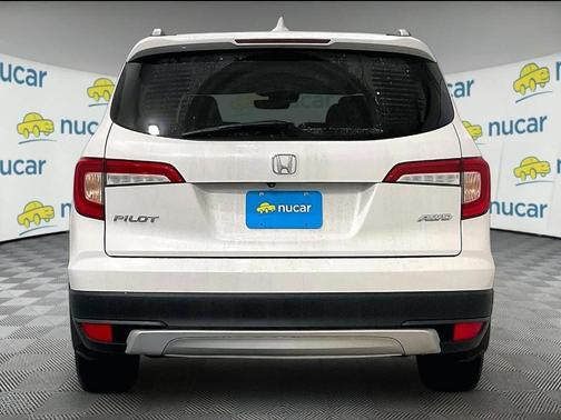 White 2021 Honda Pilot Black Edition