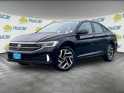 Deep Black Pearl Effect 2022 Volkswagen Jetta 1.5T SEL