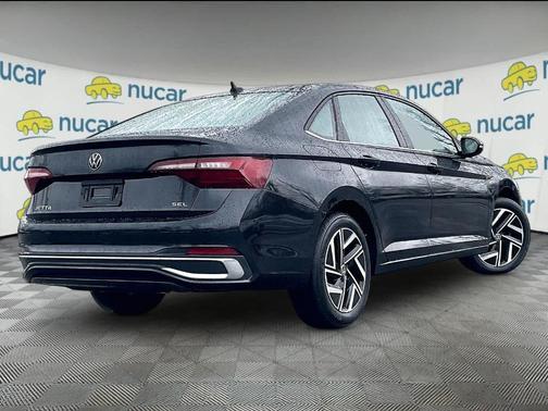 Deep Black Pearl Effect 2022 Volkswagen Jetta 1.5T SEL