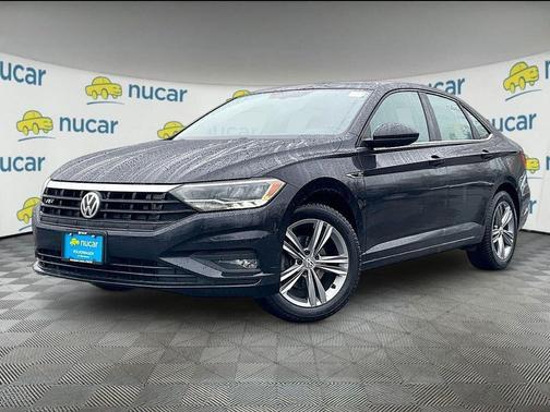 Deep Black Pearl Effect 2019 Volkswagen Jetta 1.4T R-Line